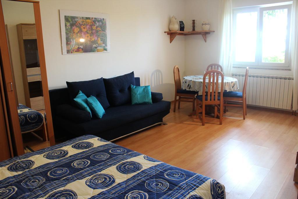 Apartments Anicic Ičići Kültér fotó